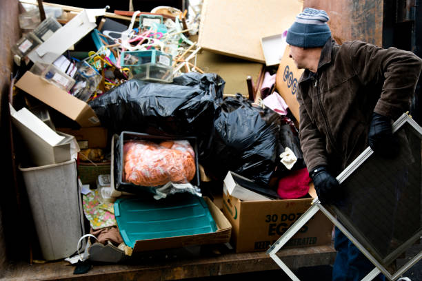 Best Hoarding Cleanup  in Centreville, AL